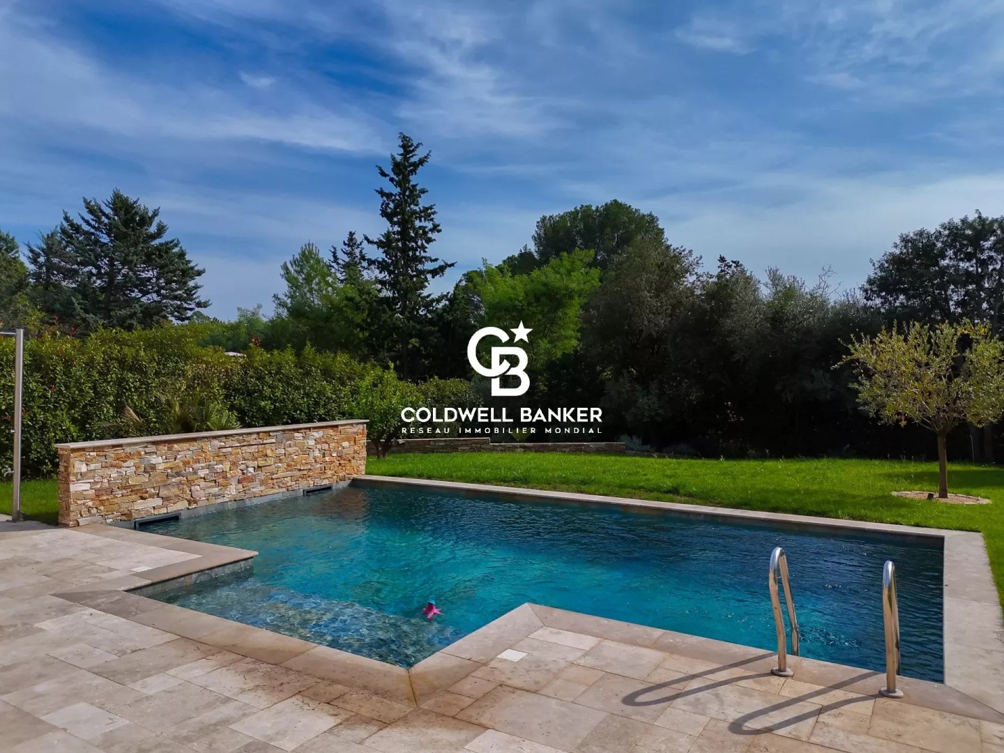 Luxury house for sale in the district Exterieurs