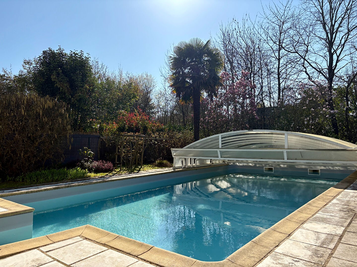 Luxury house for sale in the district De Gaulle-Ménardière