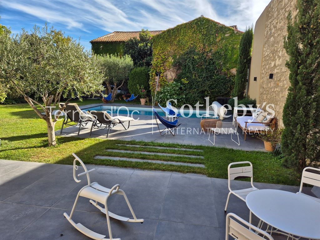 Maison de luxe à vendre dans le quartier Bourg-Charité