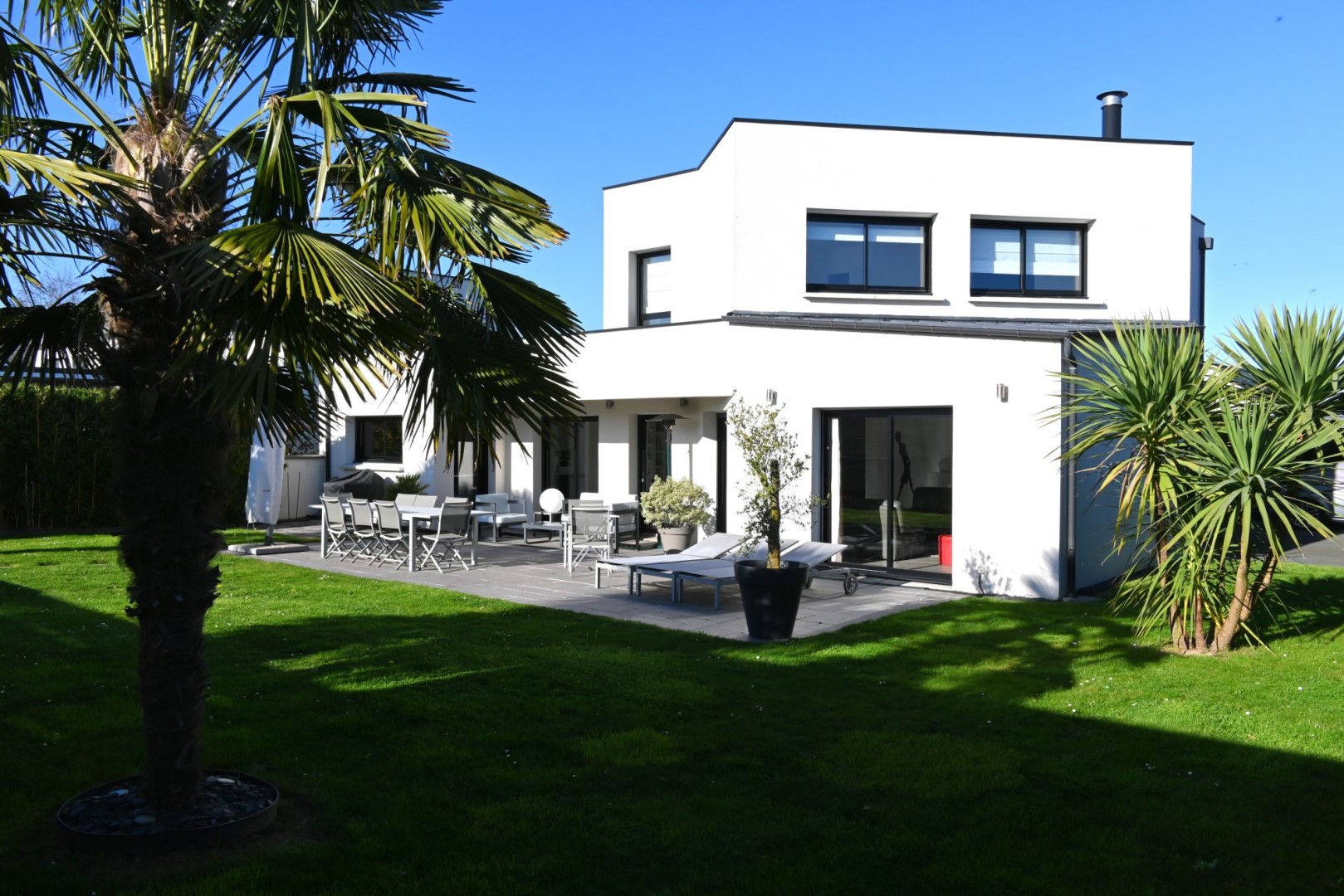 Luxury house for sale in Mathieu