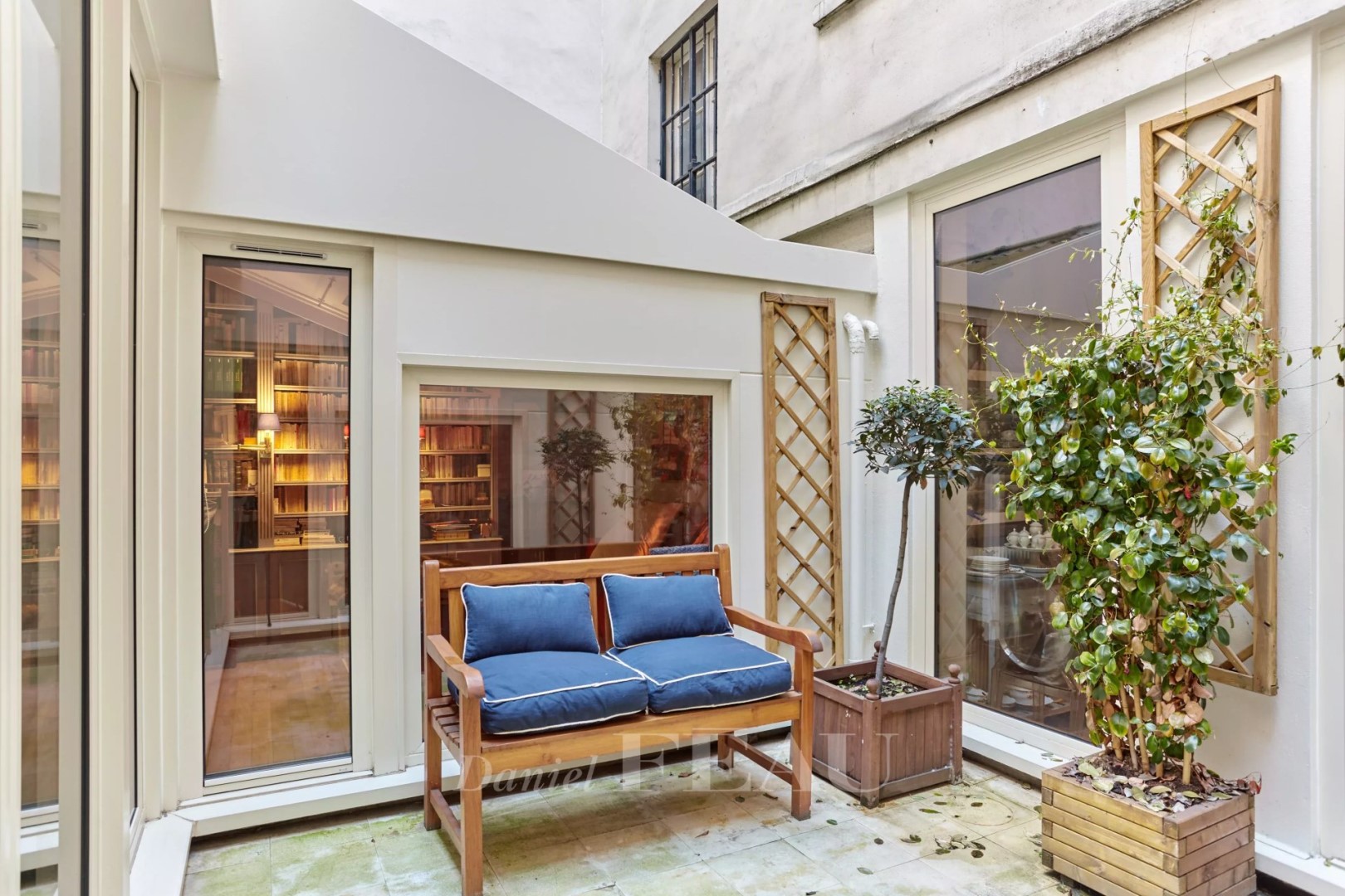 Luxury apartment for sale in the district Saint Germain des Prés