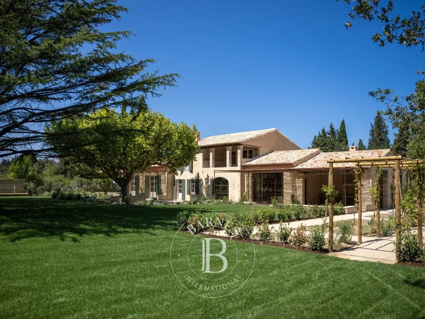 luxe huis te koop in Eygalières