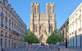 Reims, ville de l'histoire de France et du Monde