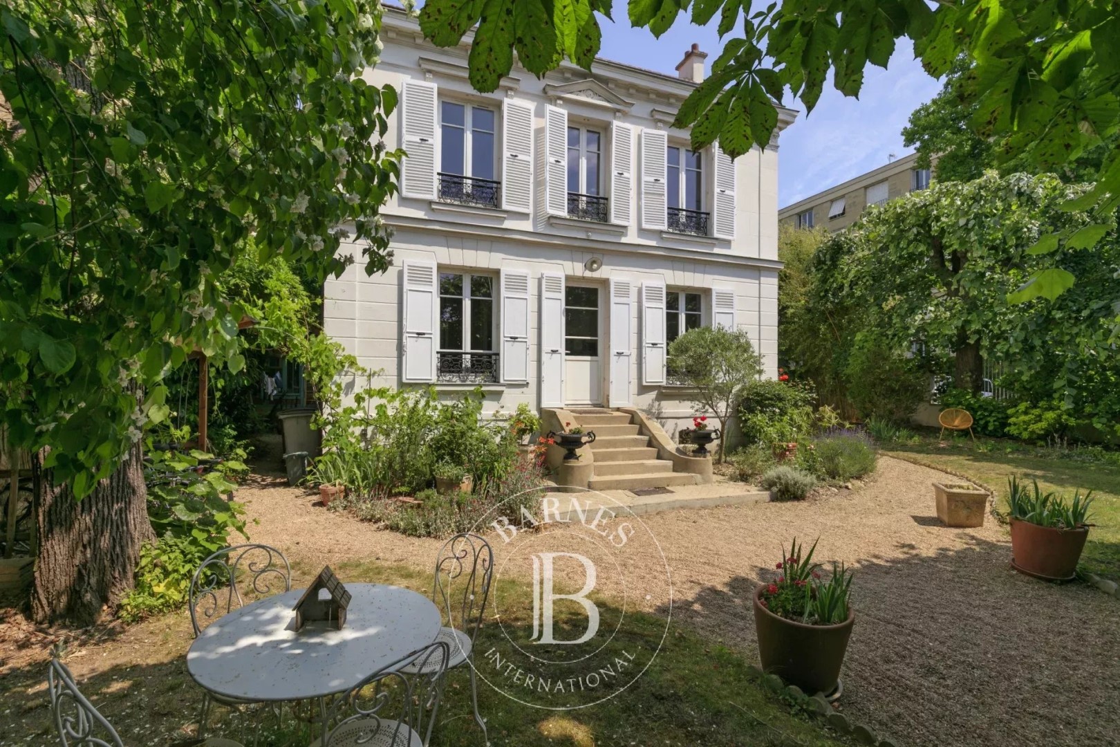 Luxury house for sale in the district Sud RER