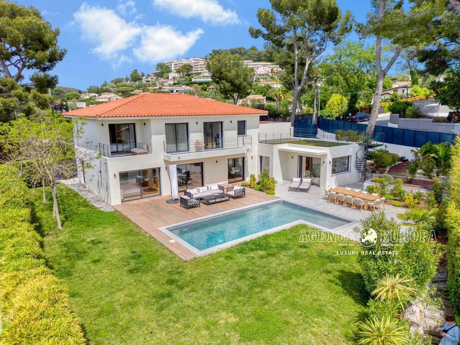 Luxury villa for sale in Le Cannet