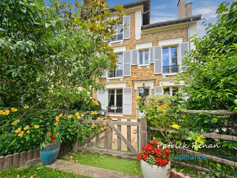 Maison de luxe à vendre dans le quartier Notre Dame