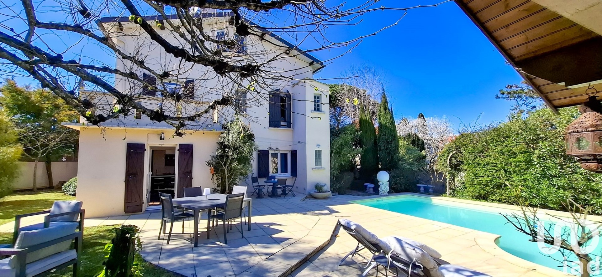Maison de ville à vendre dans le quartier Bascule Oratoire