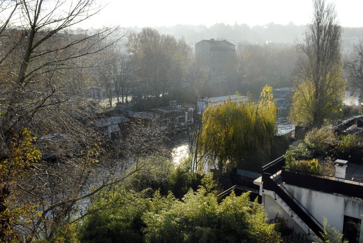 Maison contemporaine à vendre dans le quartier Le Petit Pont Amphibie