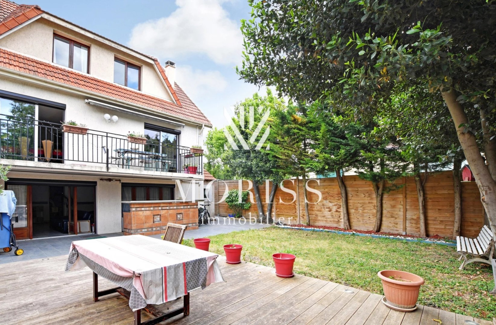 Luxury house for sale in the district Carnot-Petit Pont-Alouettes