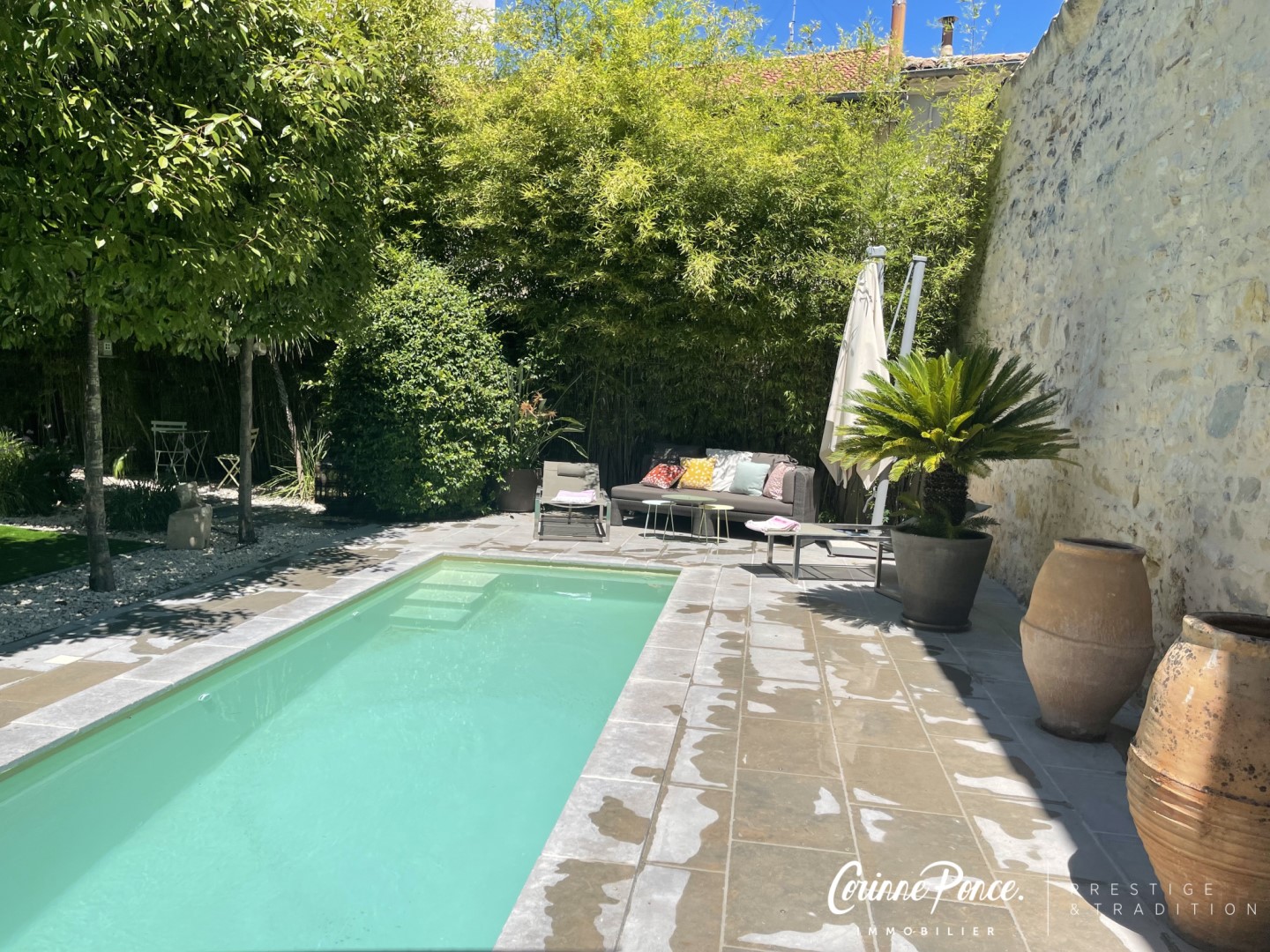 Maison de luxe à vendre dans le quartier Jardins de la Fontaine