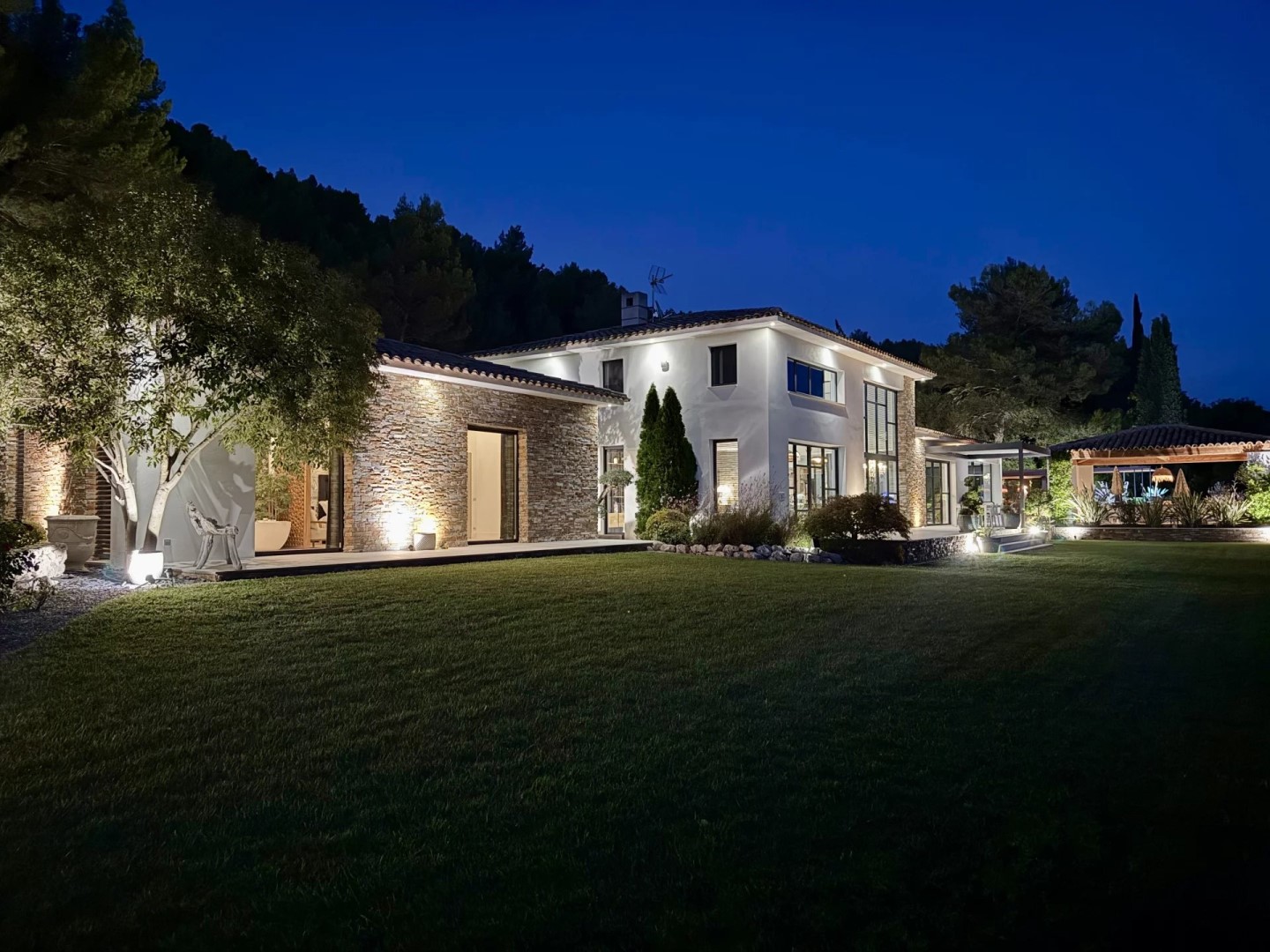 Luxus-villa zu verkaufen Est-Repentance-Les Trois Bons Dieux