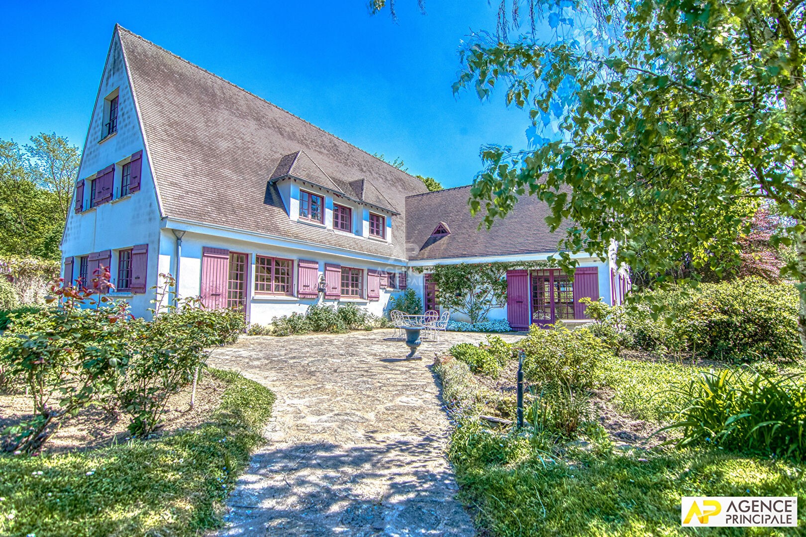 Maison de luxe à vendre dans le quartier Pre Vert