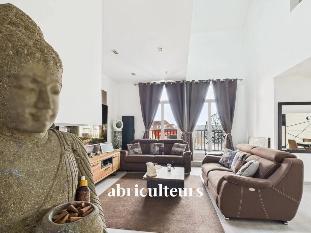 luxury duplex for sale in the district Port Ham-Village