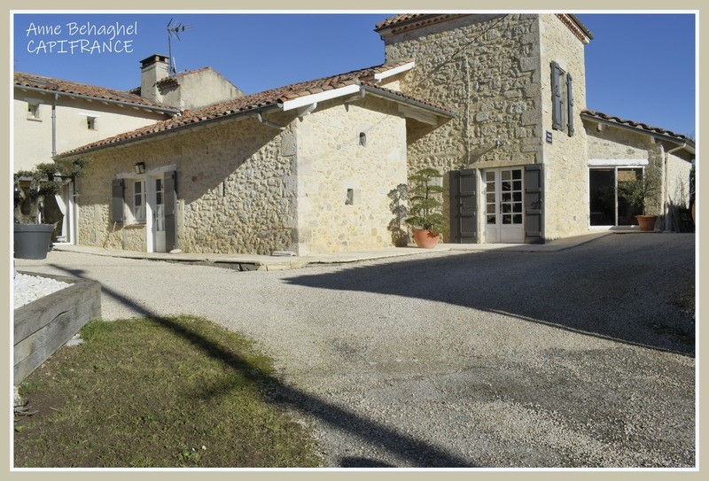 Maison de luxe à vendre dans le quartier Nord