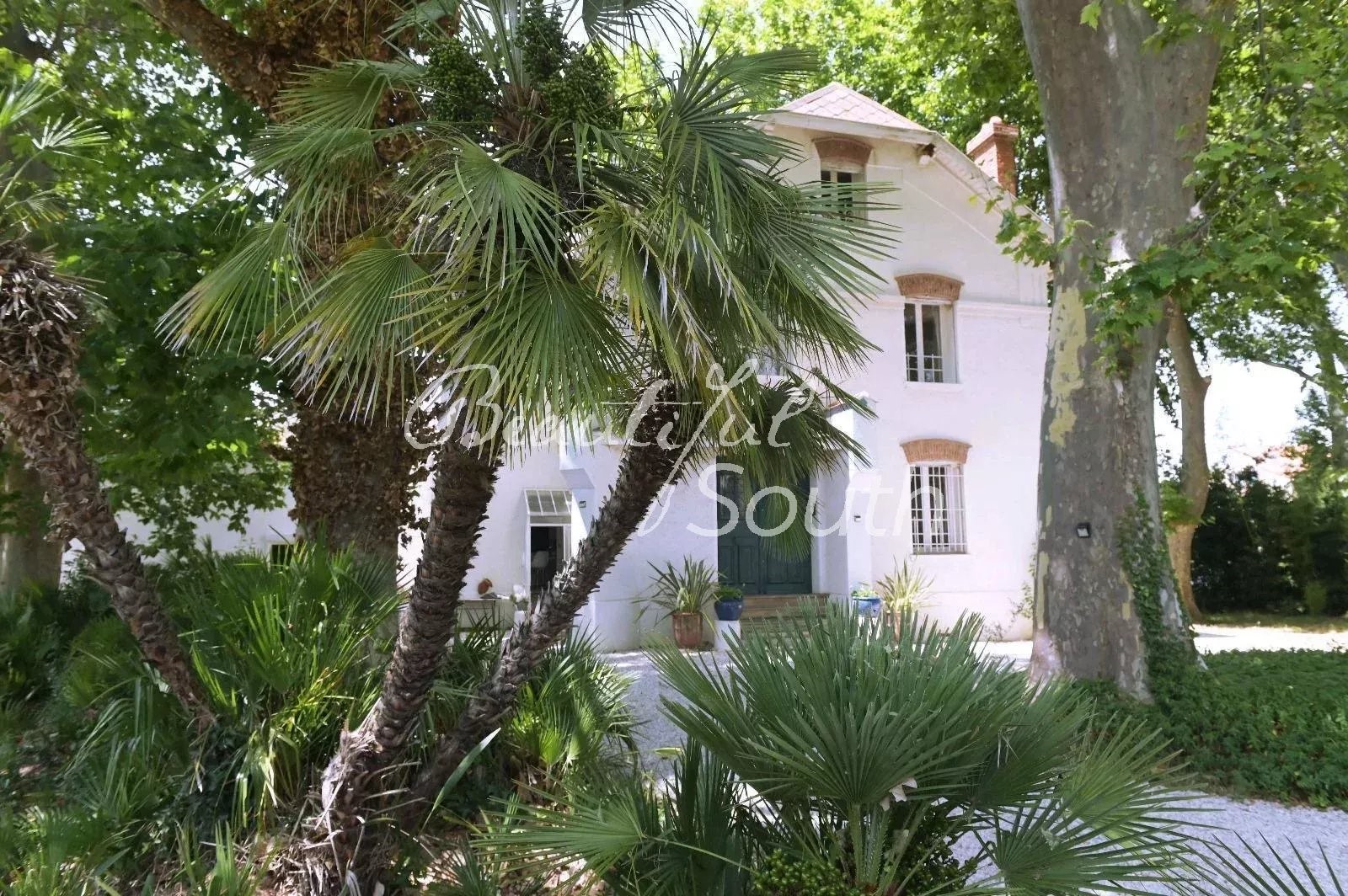 Private mansion for sale in Perpignan