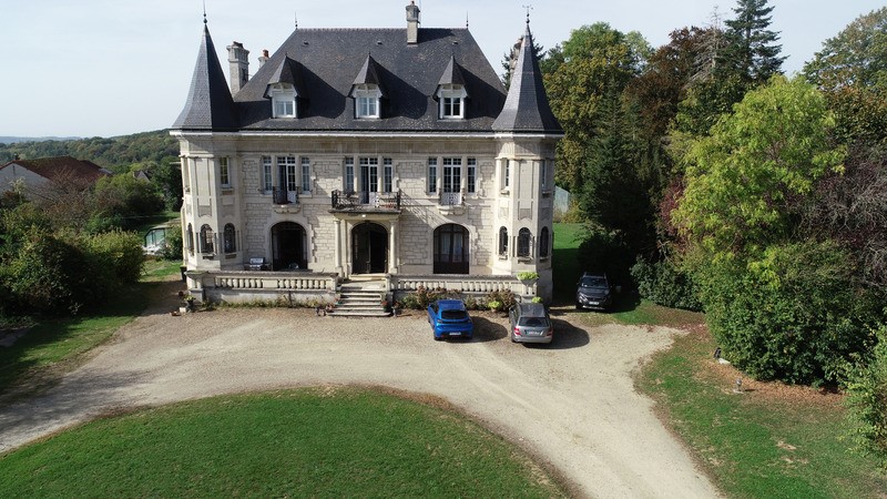 Castle for sale in the district Centre