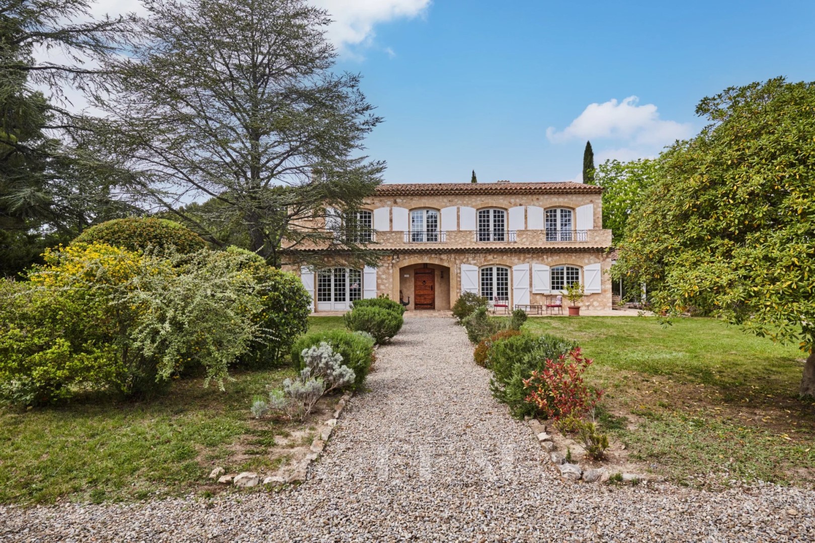 Luxus-Haus zu verkaufen Mazenod-Bellevue-Saint Donat-Banon