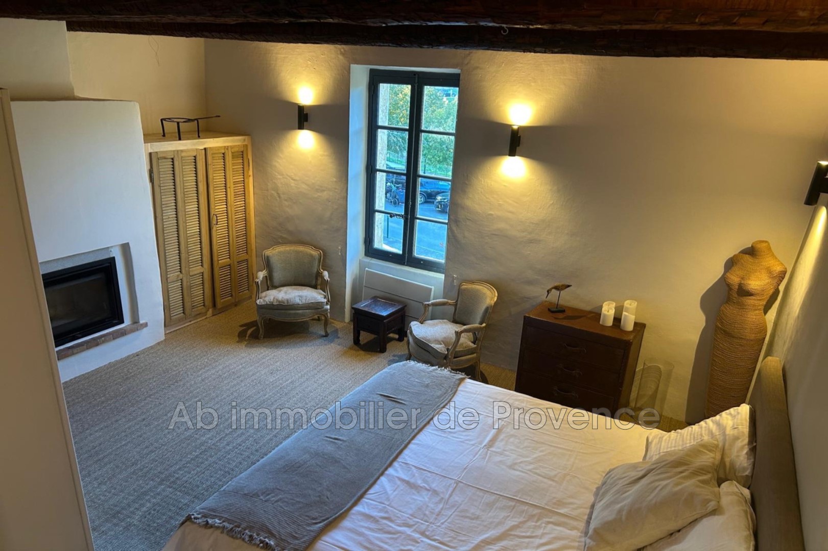 Appartement vue château à LOURMARIN — 9