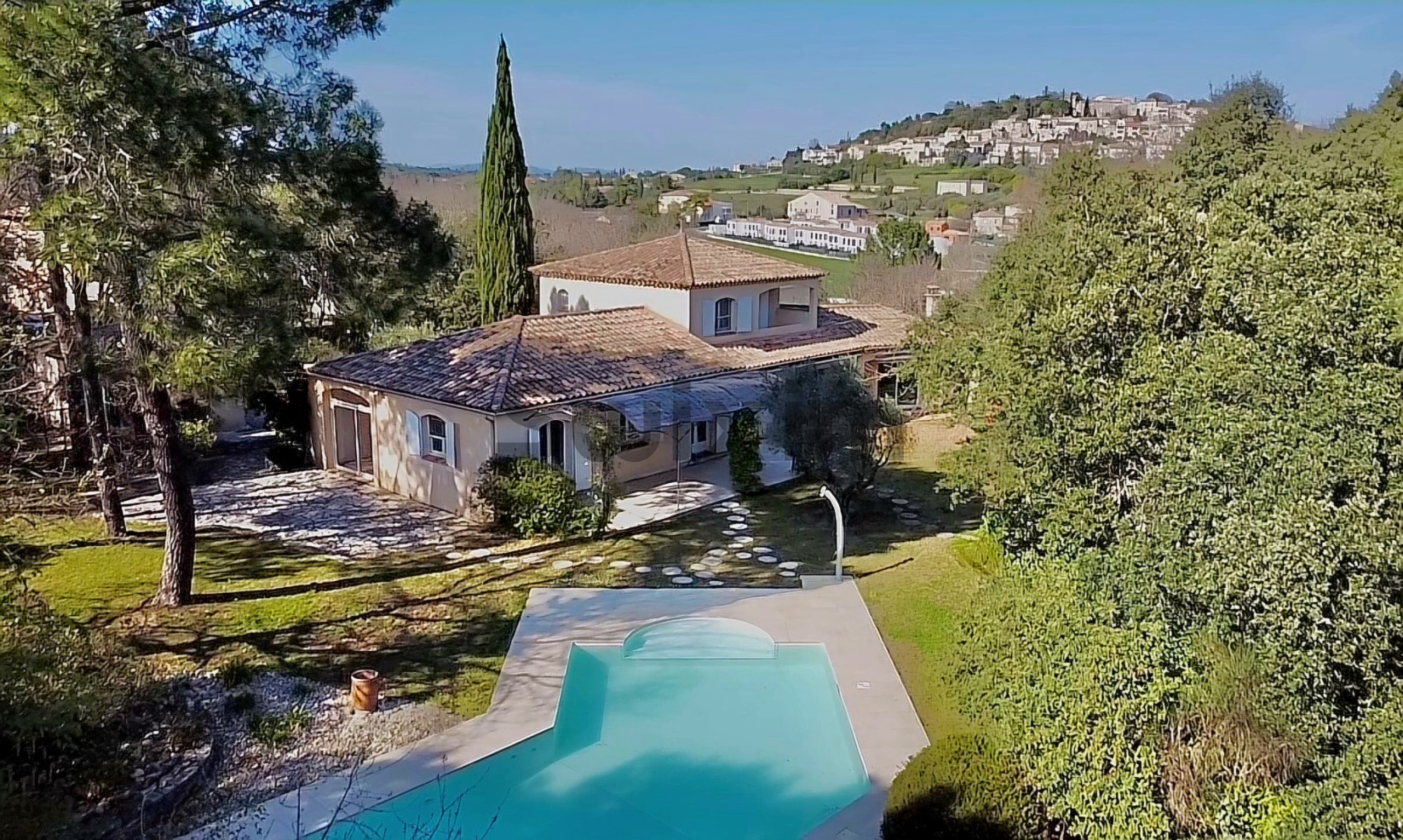 Villa de luxe à vendre à Vézénobres