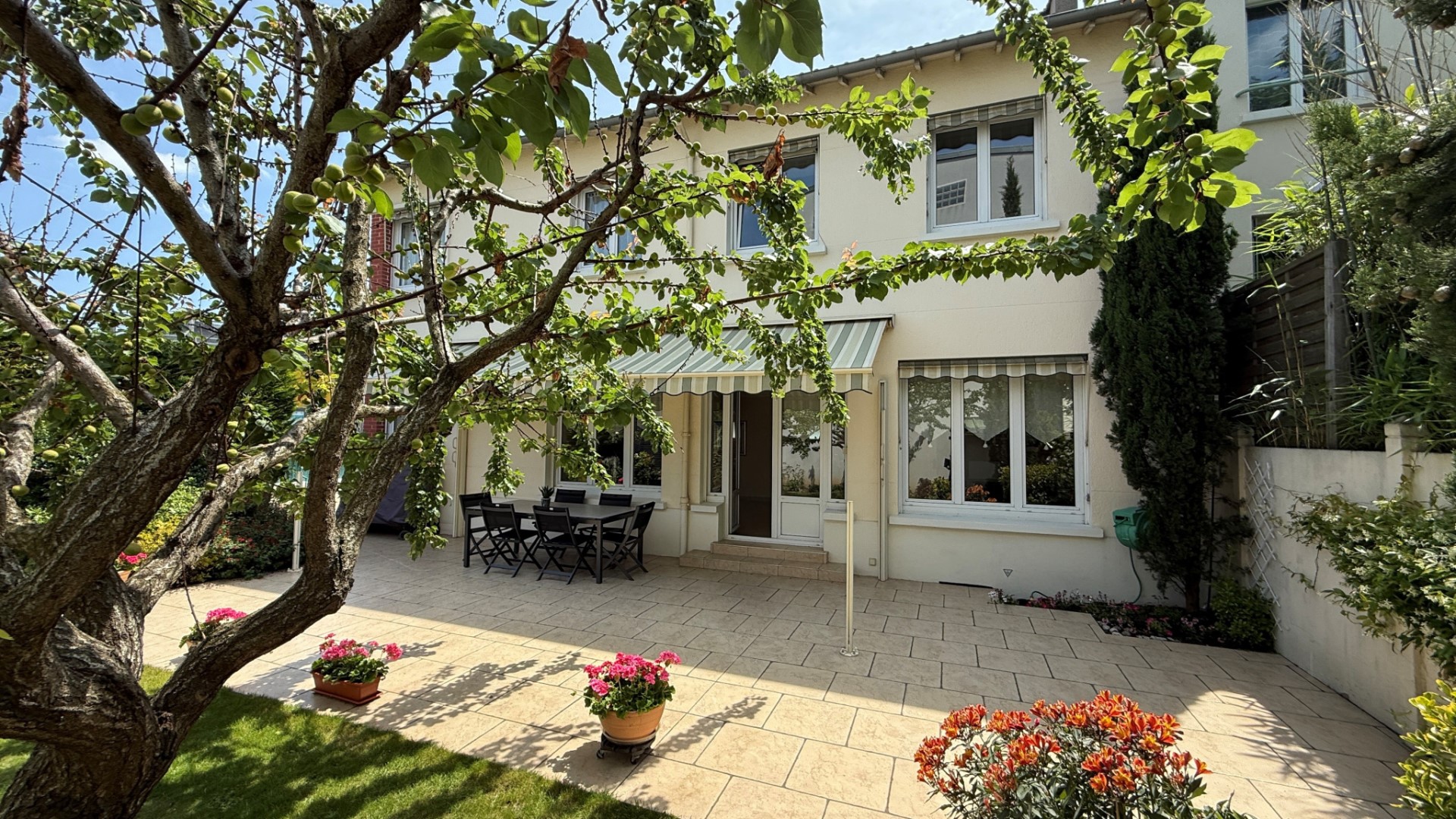 Maison de luxe à vendre à Issy-les-Moulineaux