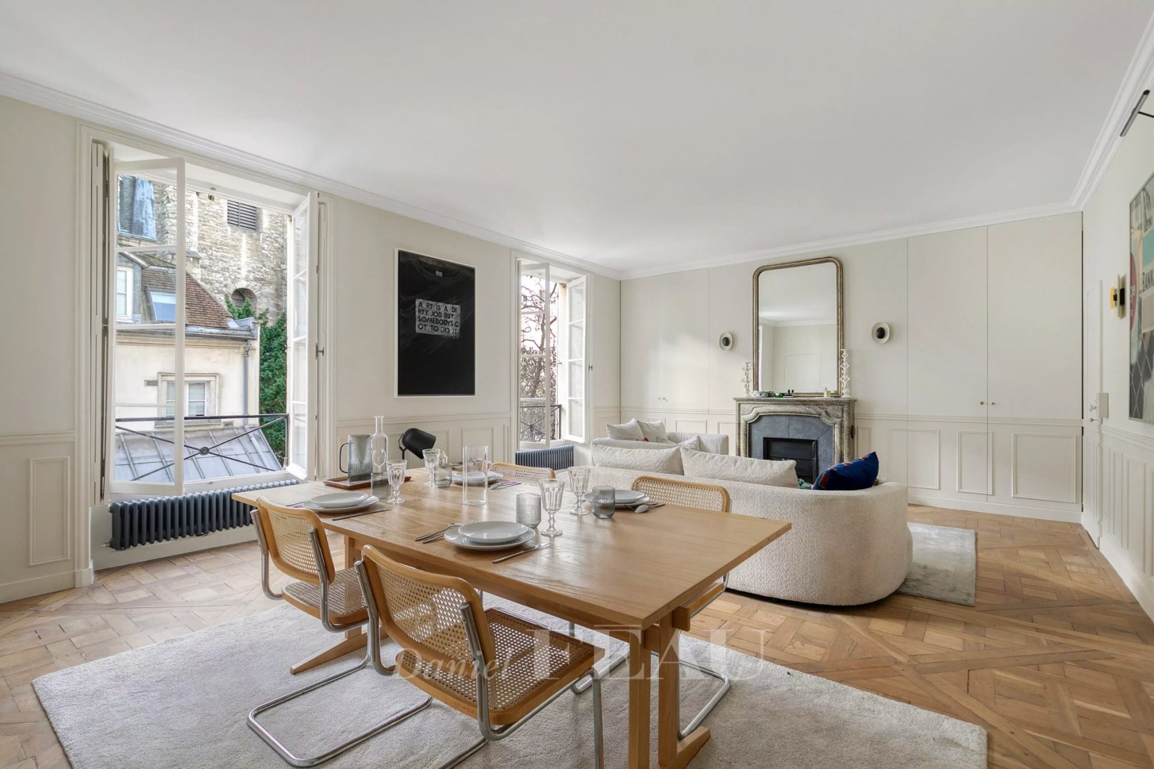 Luxury apartment for sale in the district Odéon