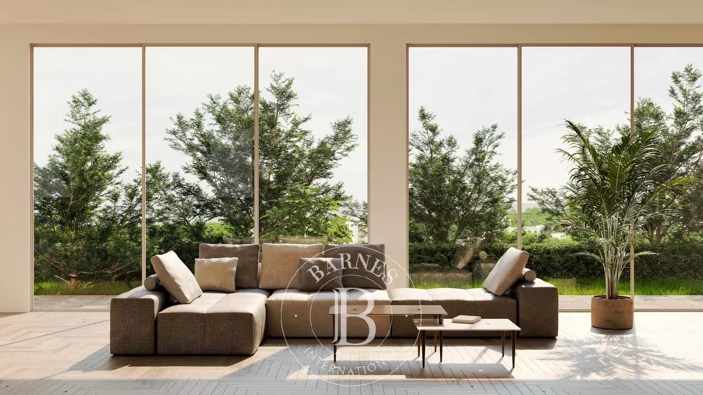 Luxury house for sale in the district Rue de Versailles-Monastere