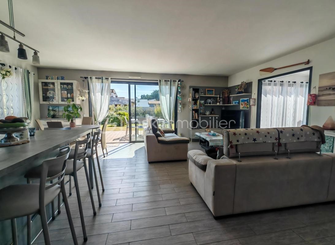 Hedendaagse woning te koop in Le Guézy