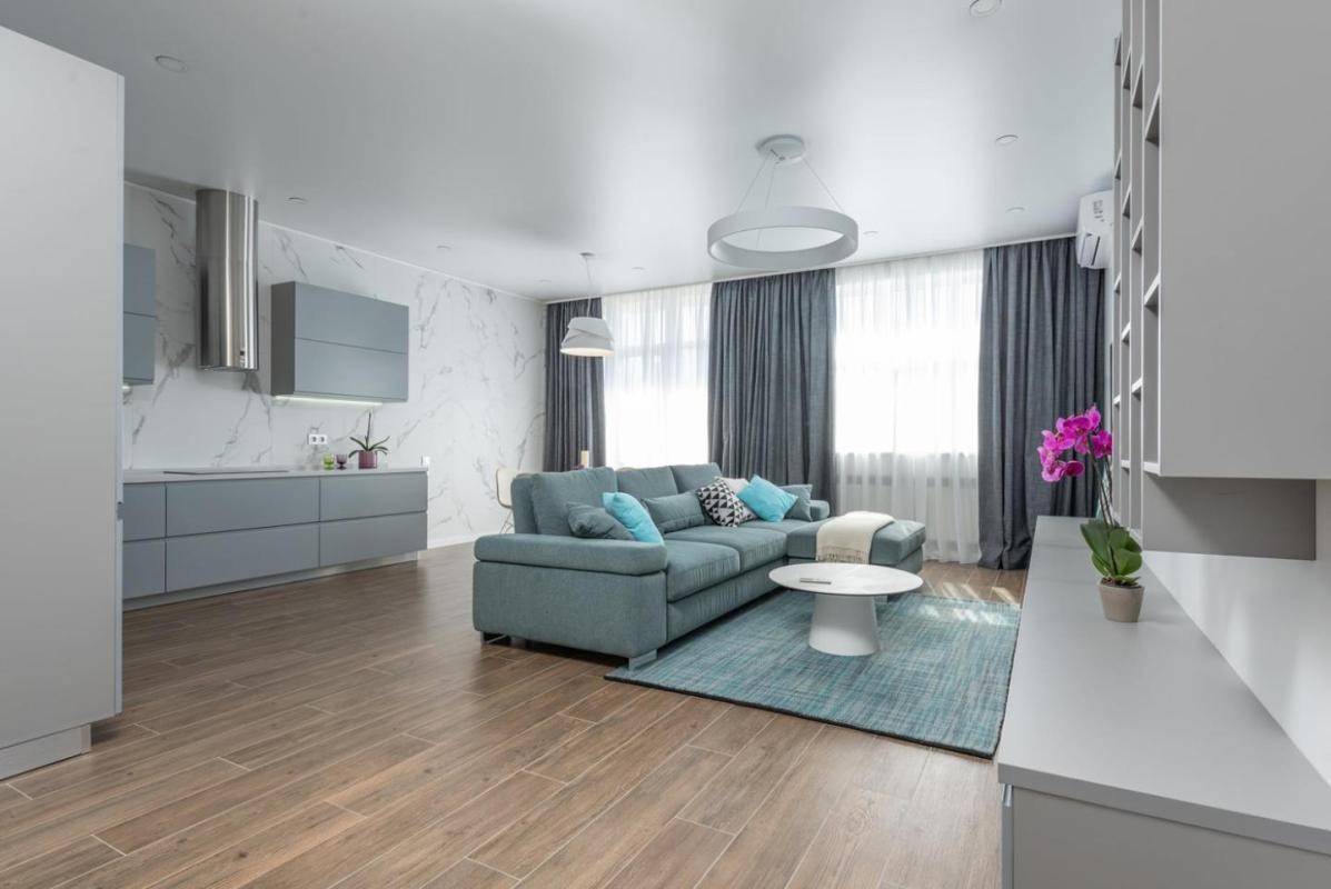 Maison de luxe à vendre dans le quartier Azieu