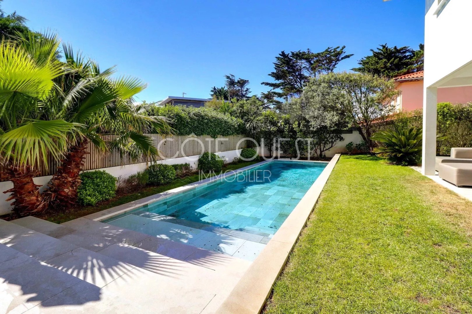 Luxury house for sale in Anglet