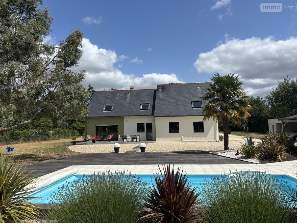Maison de luxe à vendre à Montreuil-sur-Loir