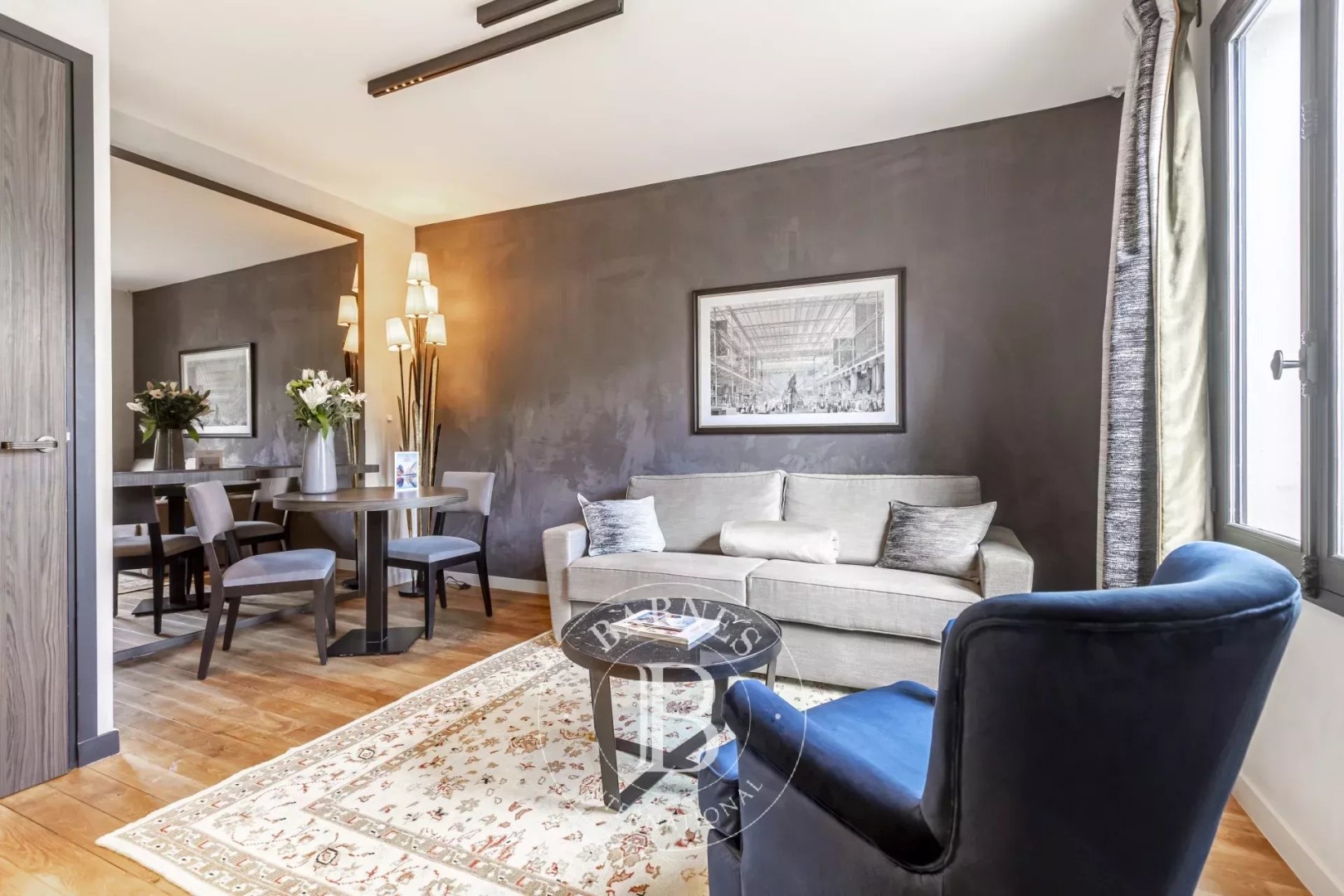 Luxury apartment for rent in the district Chaillot
