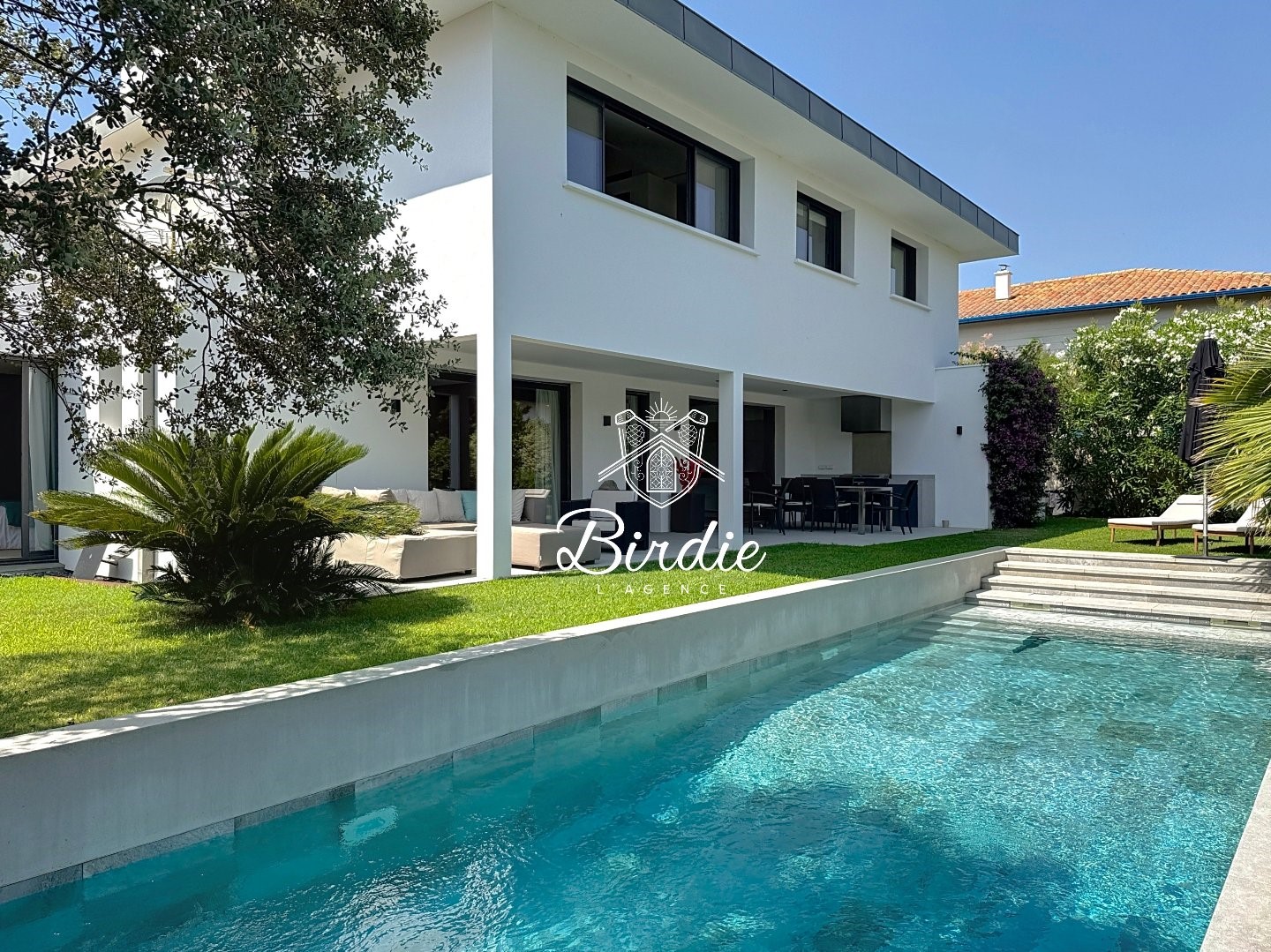 Luxury villa for sale in the district Pignada