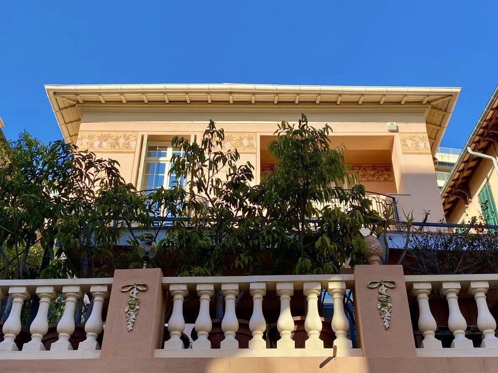 Villa de luxe à vendre dans le quartier Moneghetti Ouest