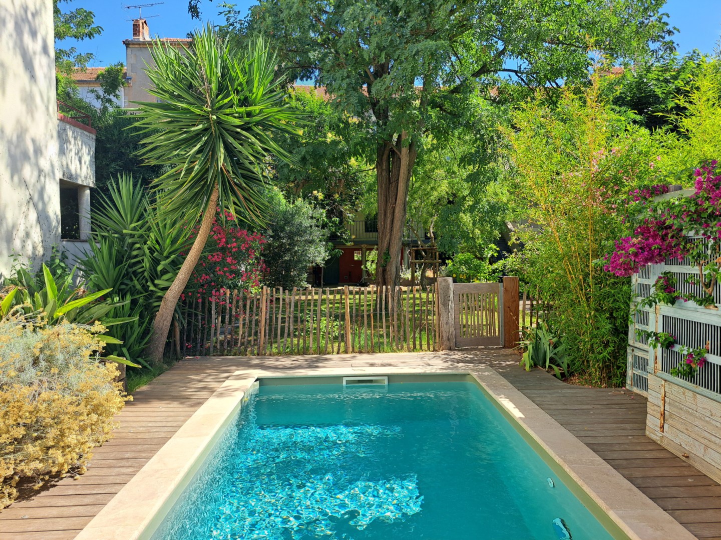 luxe huis te koop in Les Alyscamps-Chabourlet