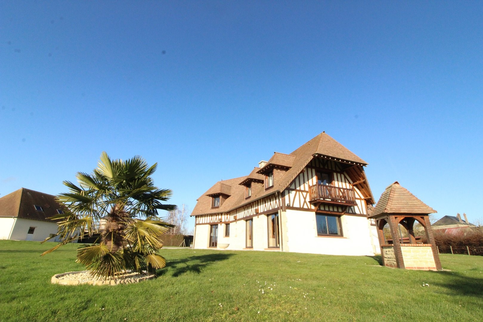Luxury house for sale in Pacy-sur-Eure