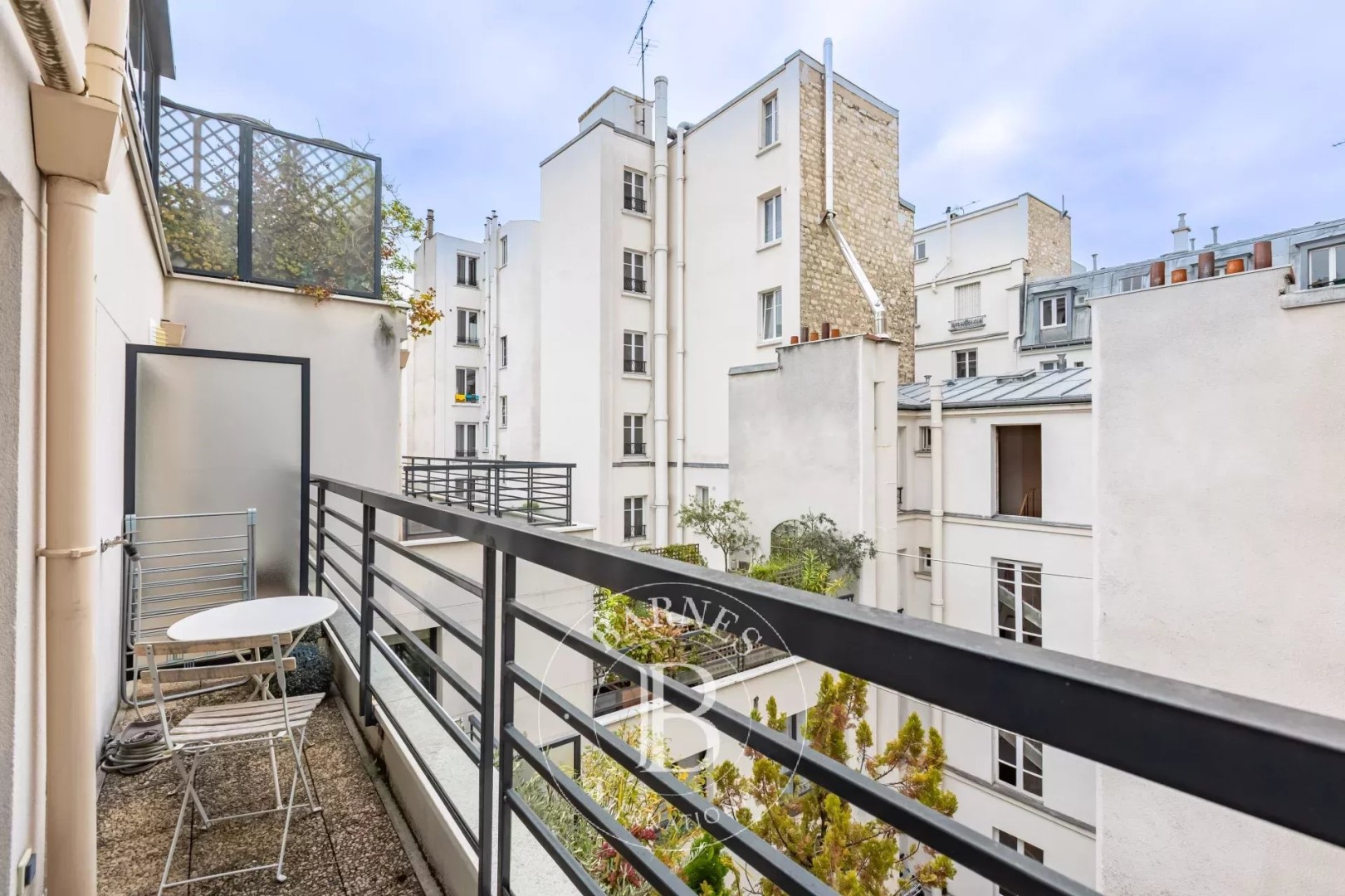 Luxury apartment for sale in the district Ternes-Maillot