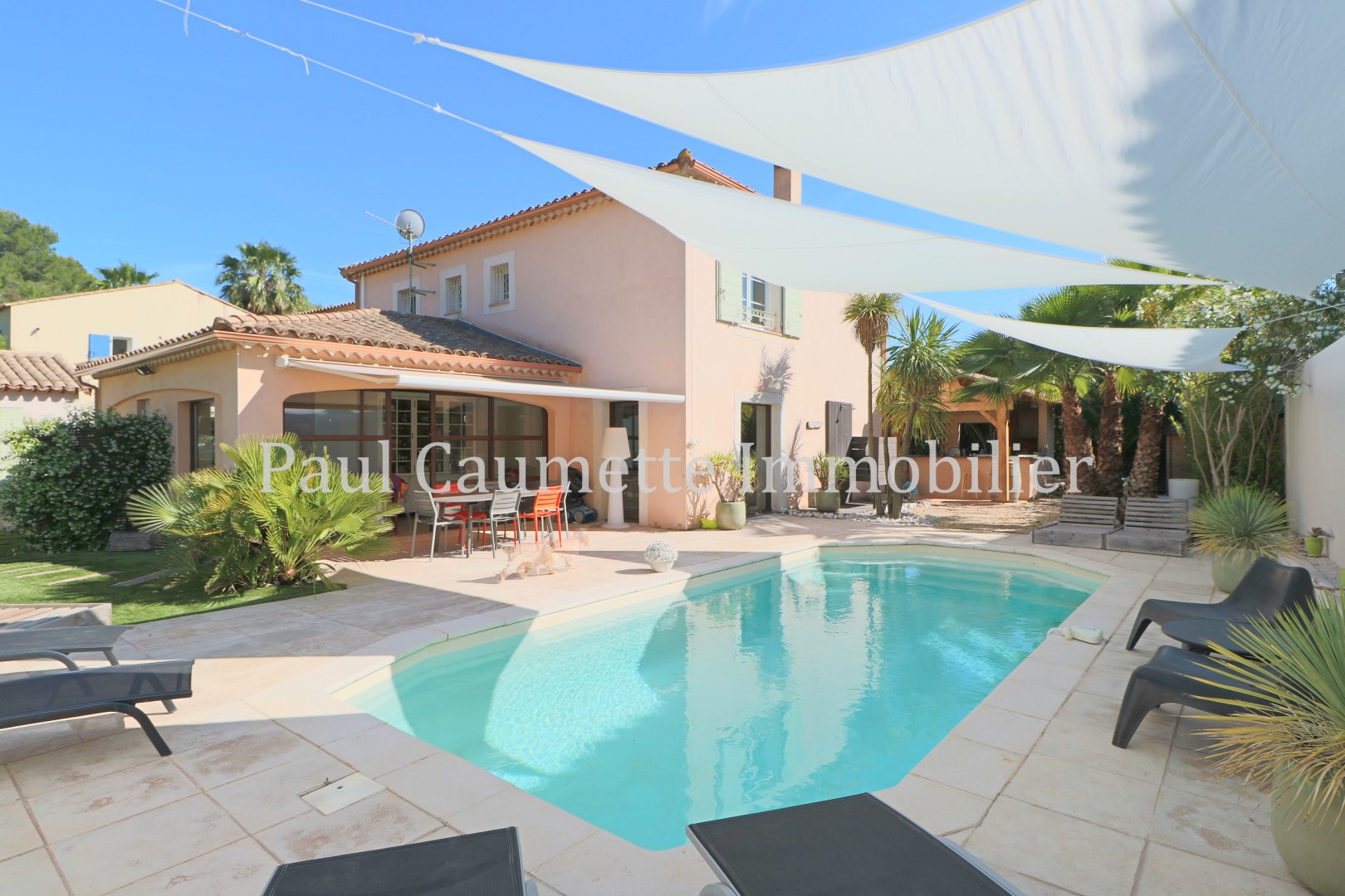 Villa de luxe à vendre dans le quartier La Crouzette-Badonnes