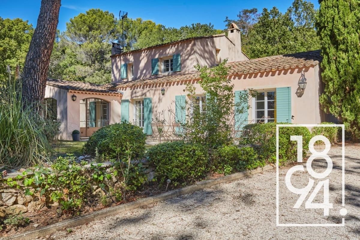 Luxus-villa zu verkaufen Est-Repentance-Les Trois Bons Dieux