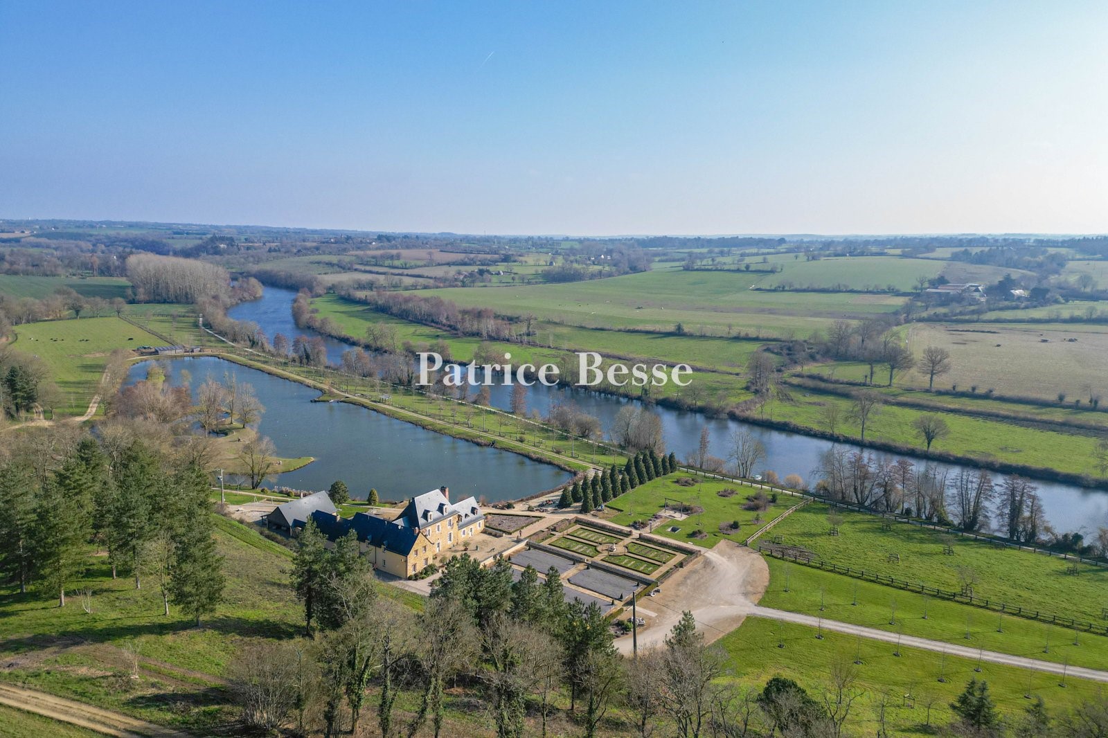 Manor house for sale in Laval