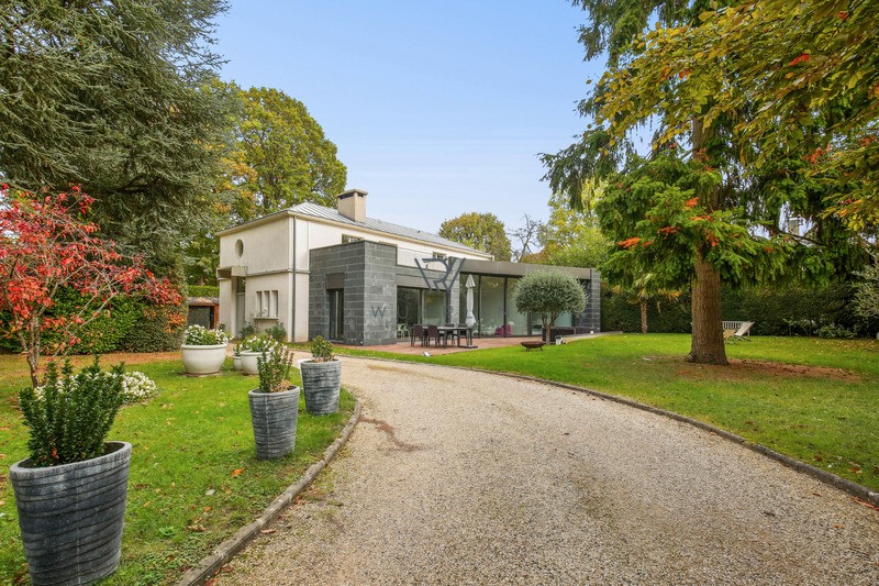 Luxury house for sale in the district Bourg-La Feuillaume Nord