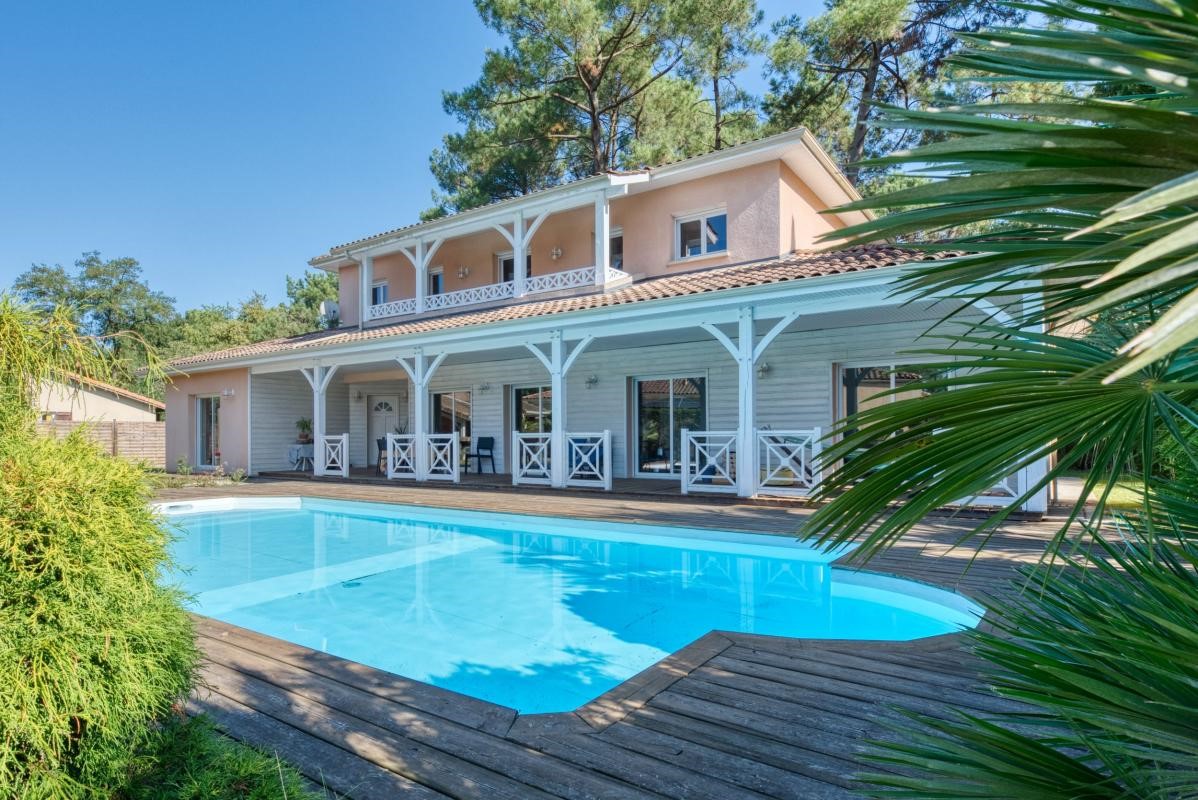 Luxury villa for sale in the district Magonty