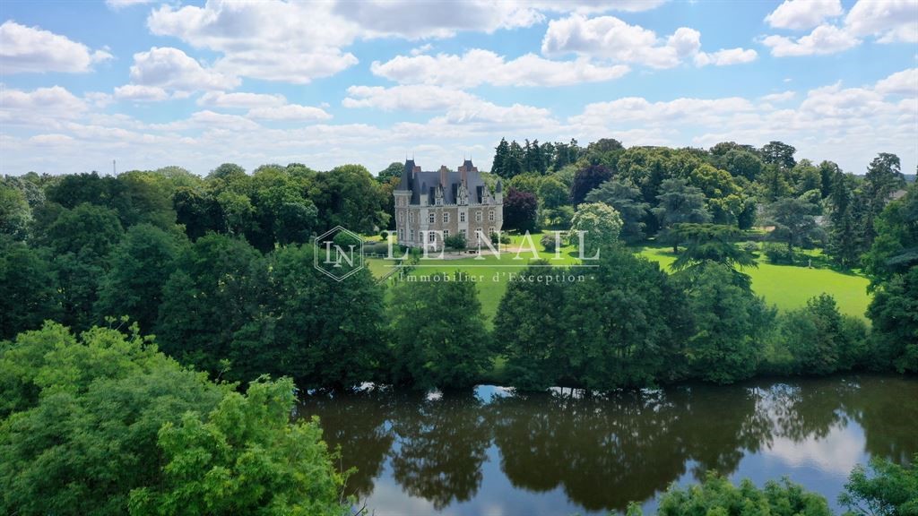Château à vendre à Château-Gontier