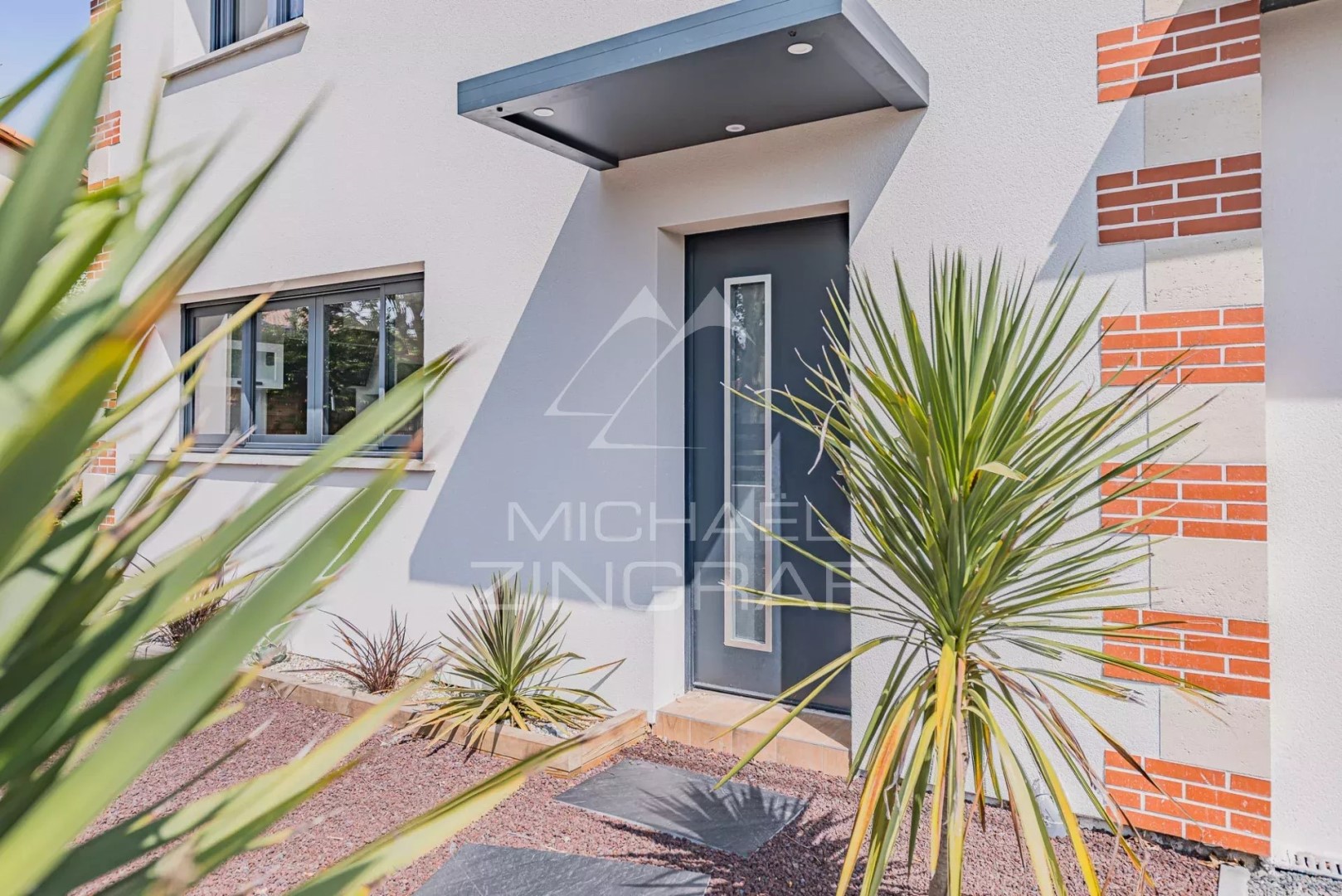 Maison de luxe à vendre dans le quartier Aiguillon-Port