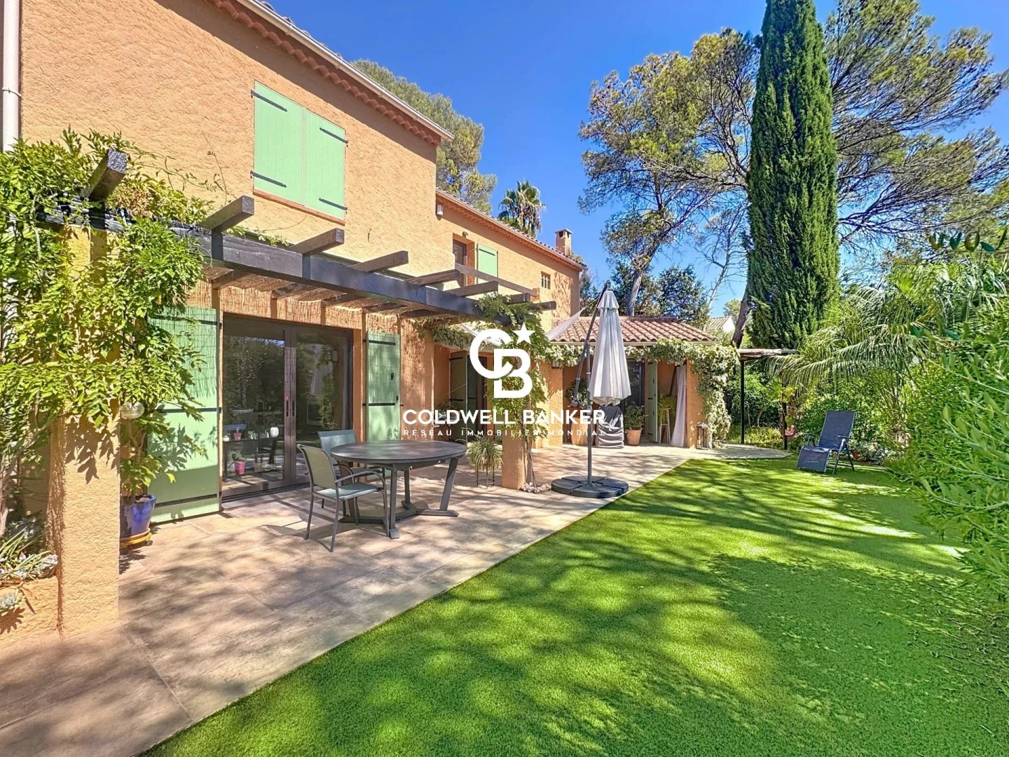 Luxury house for sale in the district Tour de Mare