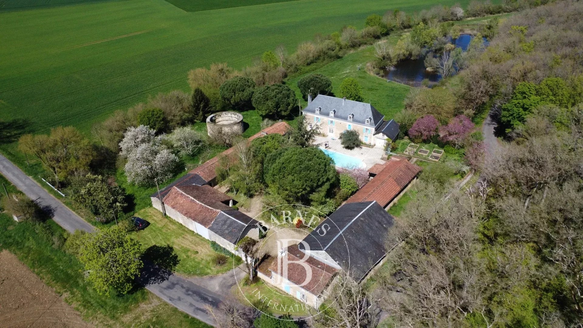 Manoir à vendre dans le quartier Centre Sud