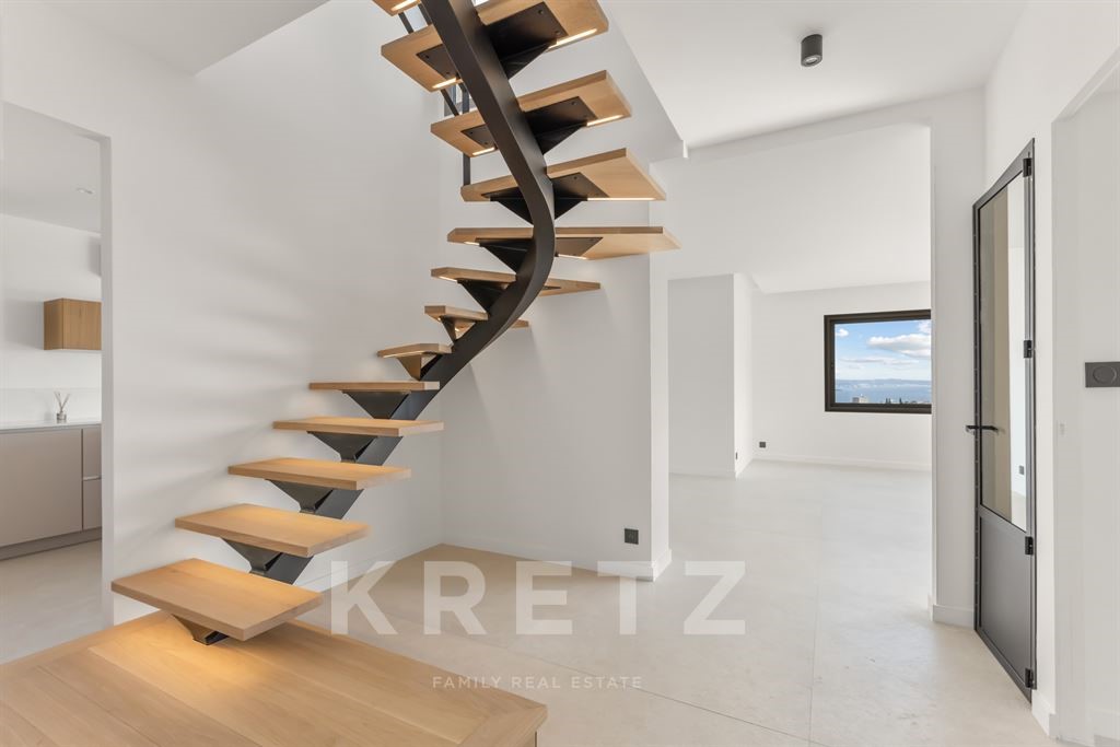 Duplex de luxe à vendre à Sanary-sur-Mer