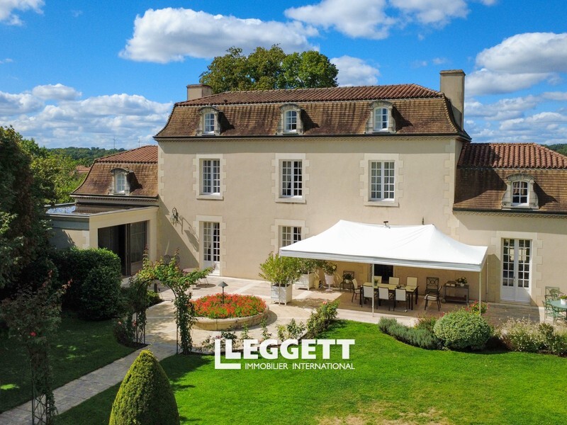 Maison 12 pièces 524 m²