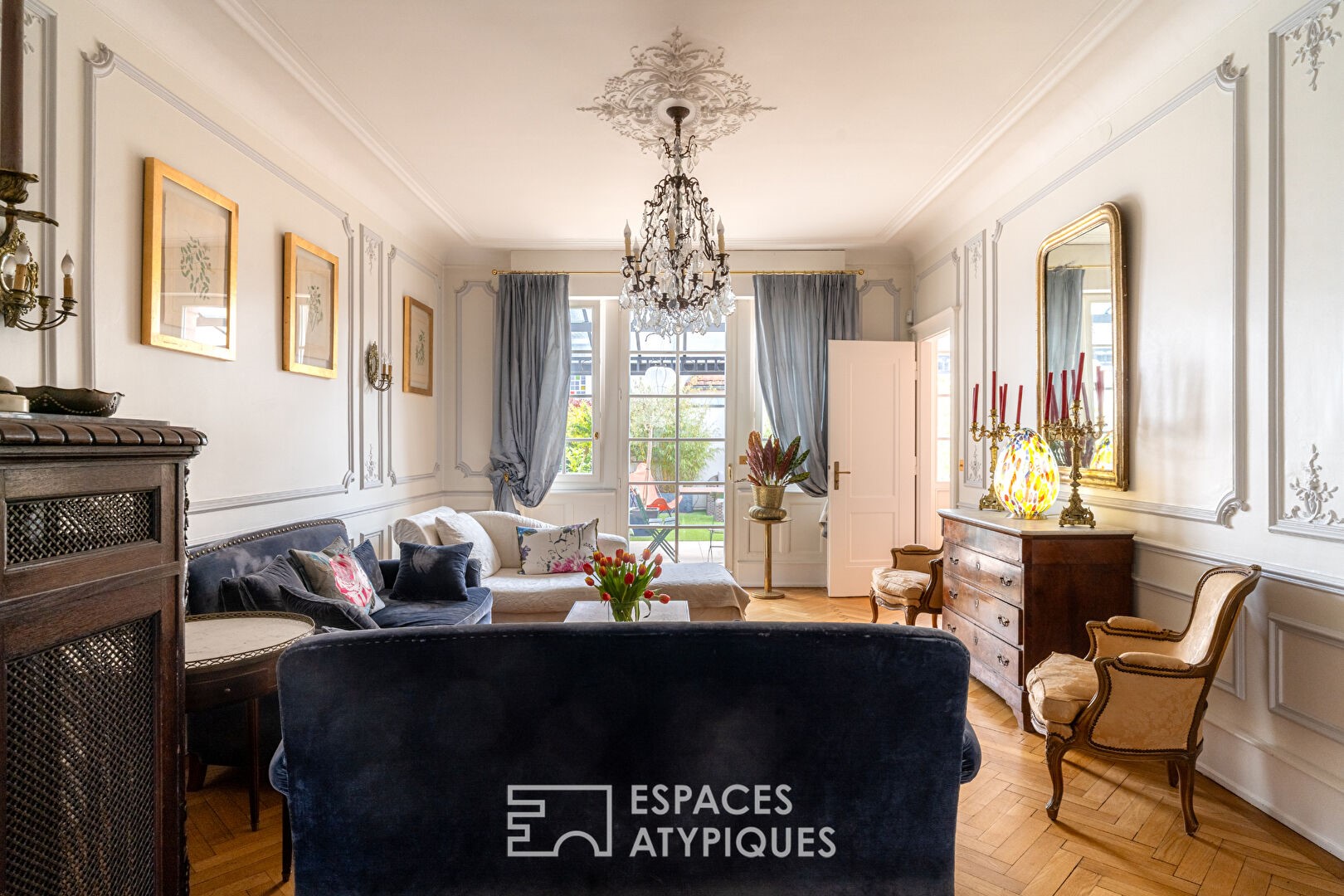 luxe huis te koop in Orangerie Est