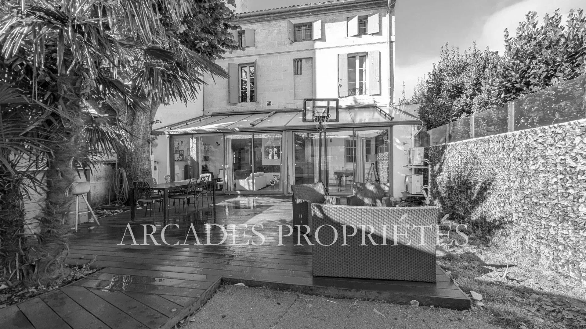 Maison de luxe à vendre dans le quartier Avenue-Foch la Ganne