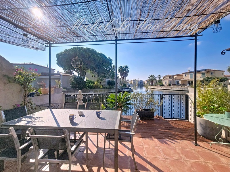 Luxury house for sale in the district Centre Ville